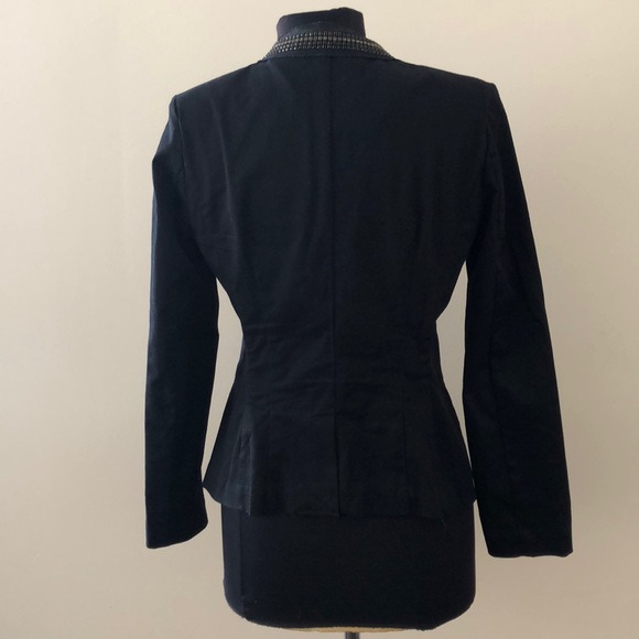 Beautiful jacket - Picture 4 of 6